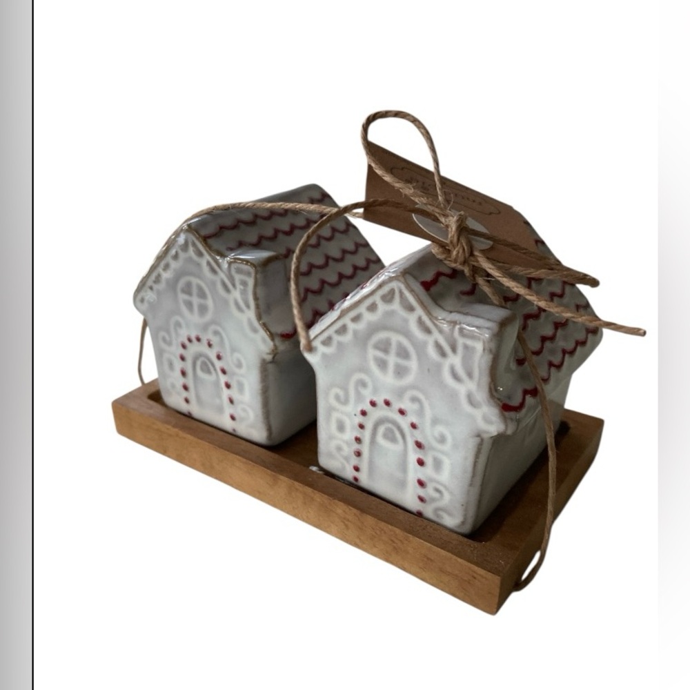 Mud Pie Ceramic House Shakers with Red Accents